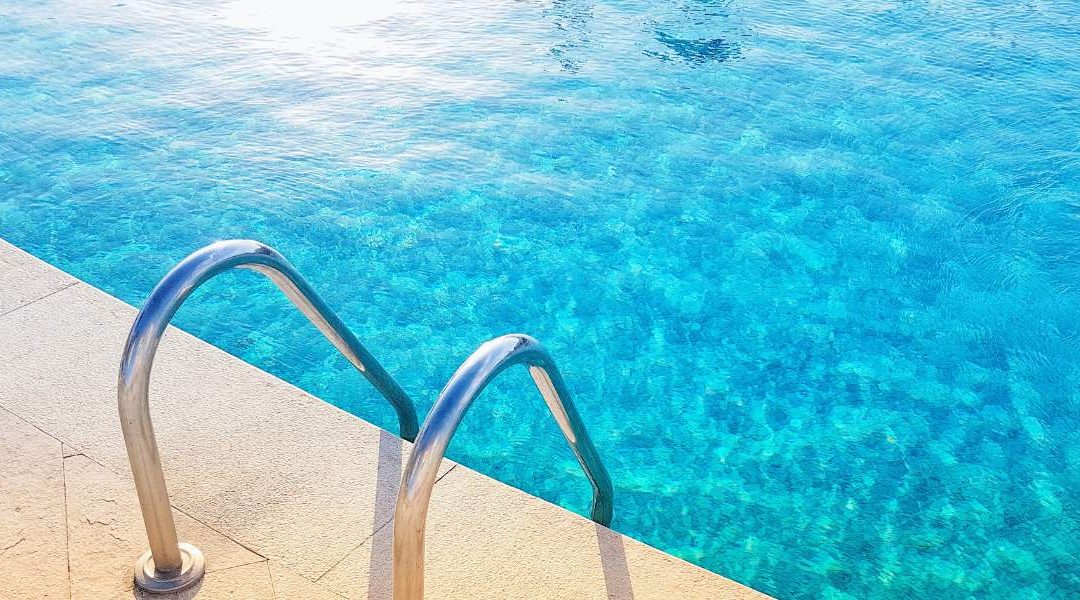 Guide to water chemistry for a pristine swimming pool